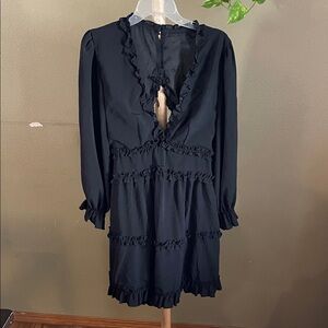 Chic Black Ruffle Long Sleeve Dress